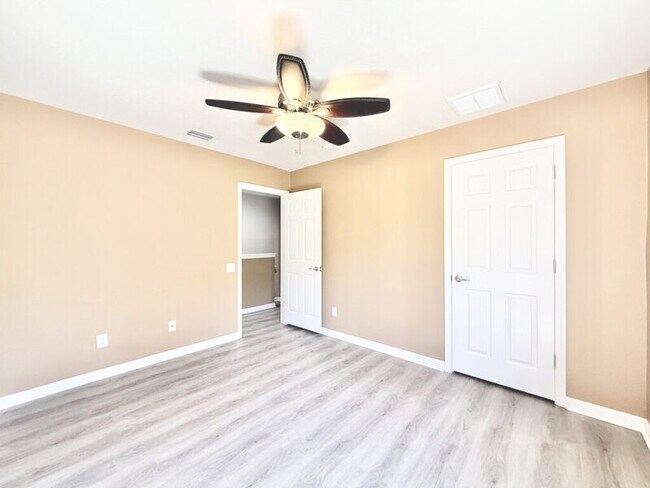 Building Photo - 10130 Westpark Preserve Blvd