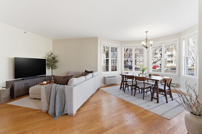 Building Photo - 30 CONSTITUTION Way