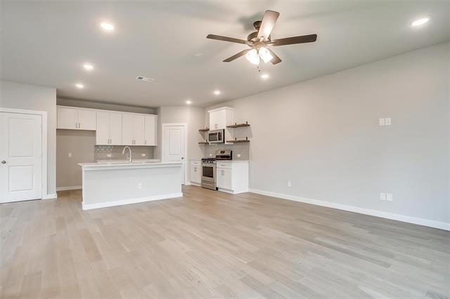 Building Photo - 4532 Hogan's Alley Dr