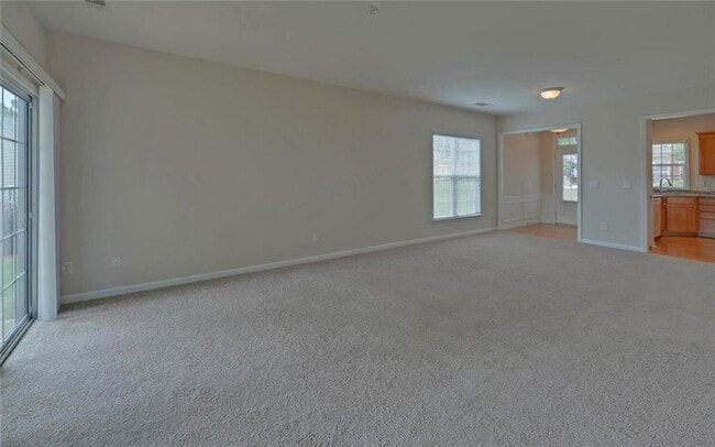 Building Photo - 6218 Azalea Way