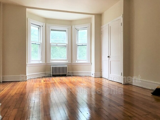 Building Photo - 435 S 51st St