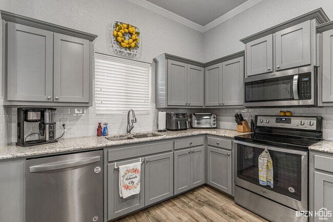 Building Photo - 306 Driftwood Dr