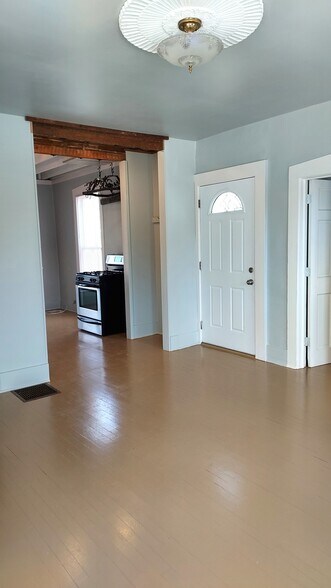 Building Photo - 134 Marble Mill Rd NW