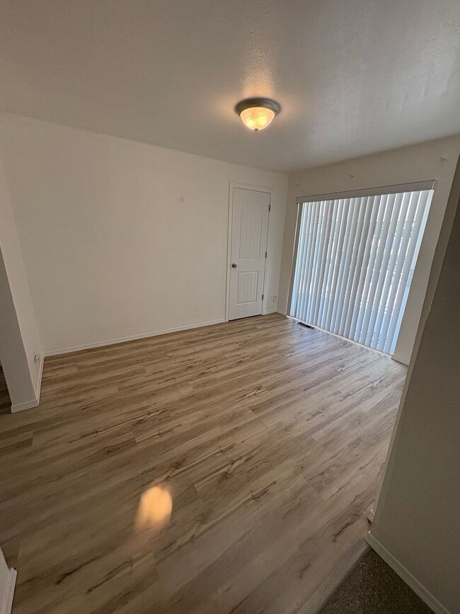 Building Photo - Home for Rent in Soap Lake