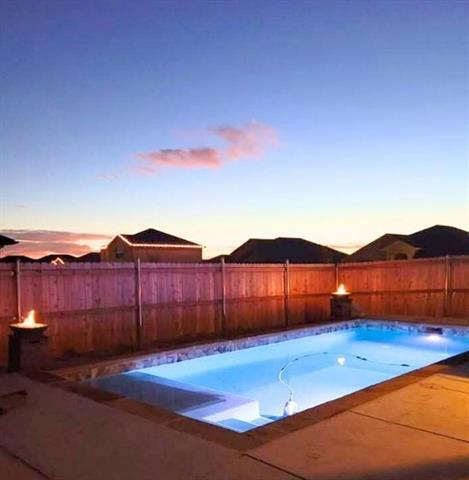 Building Photo - 300 Preakness Ln