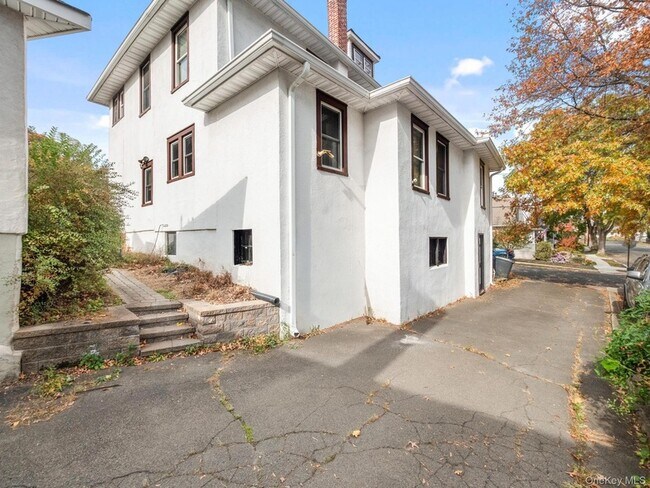 Building Photo - 109 Cooper Dr