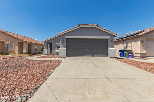Building Photo - 12430 W Willow Ave
