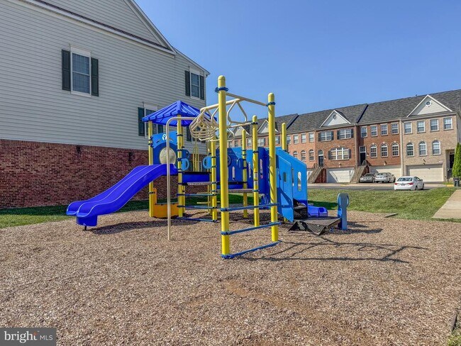 Building Photo - 4371 Palton Dr