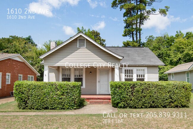 Primary Photo - 1610 2nd Ave