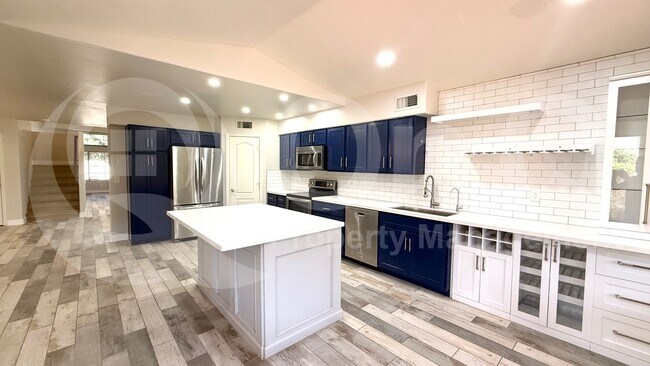 Building Photo - 20438 N 17th Way
