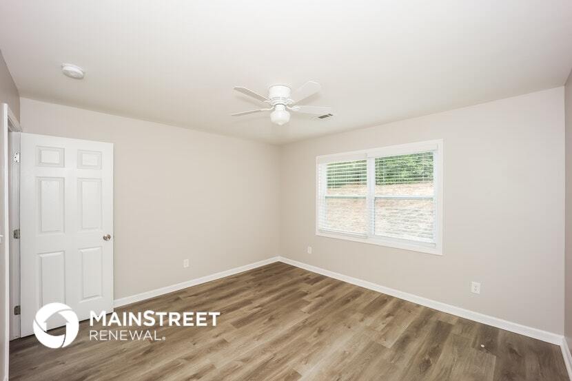 Building Photo - 1815 Quailwood Dr