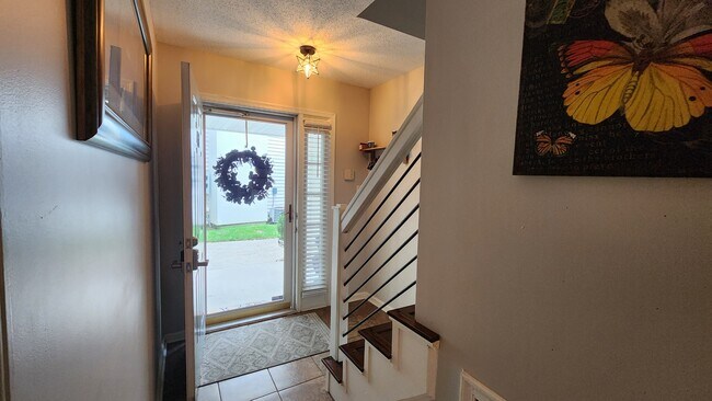 Building Photo - 457 Seahorse Run