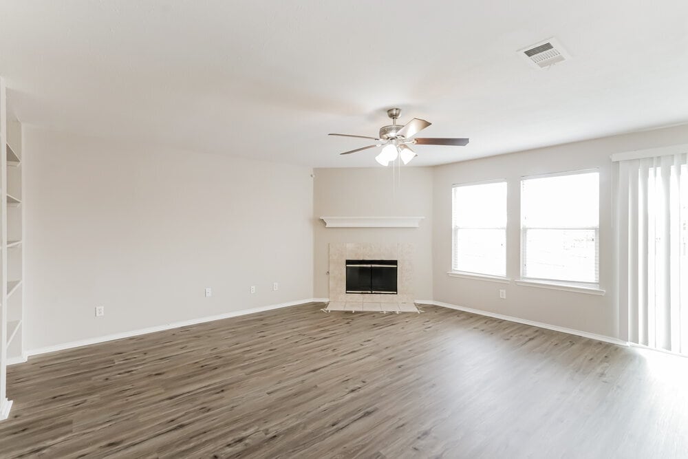 Building Photo - 2133 Pecan Creek Dr