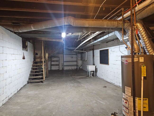 Building Photo - 4515-4517 N College Ave