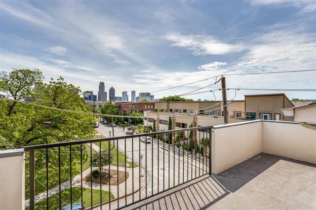 Building Photo - 1321 Palm Canyon Dr