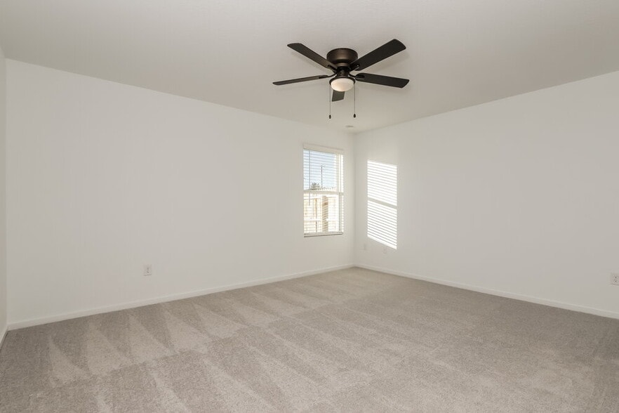 Building Photo - 253 Amy Aly