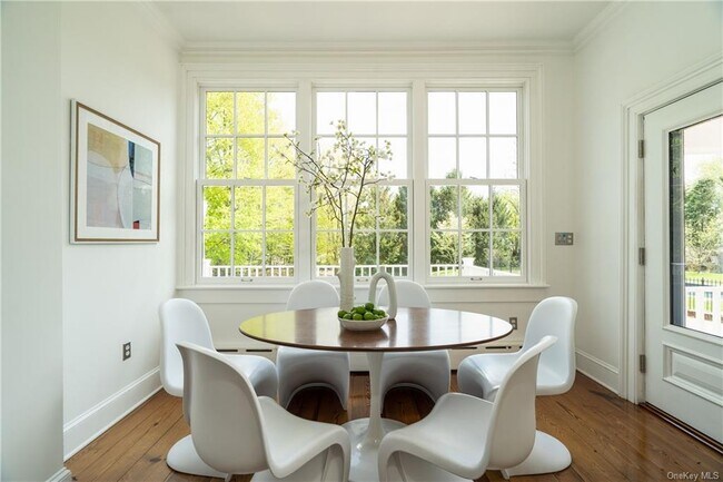 Building Photo - 77 Pleasant Ridge Rd