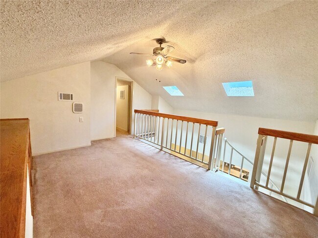 Building Photo - 13323 Wells River Dr