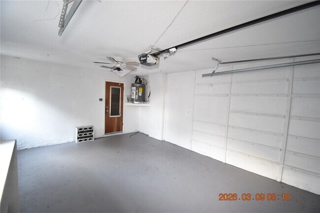 Building Photo - 7338 Foxbloom Dr