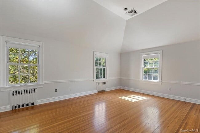 Building Photo - 11 Billington Ct