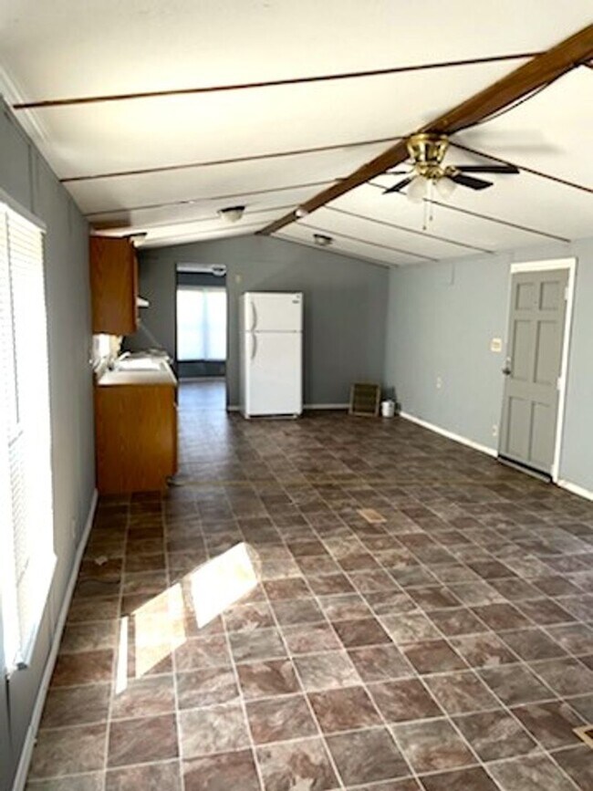 Building Photo - 106 133rd Street