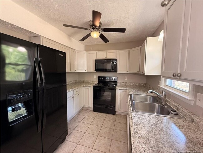 Building Photo - 4805 Fellows Ct