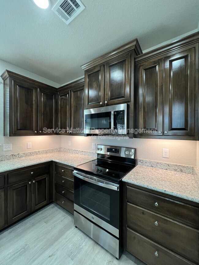 Building Photo - 5330 Parkside Dr