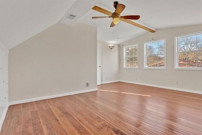 Building Photo - 3112 Brightwood Dr, Austin, Texas 78746
