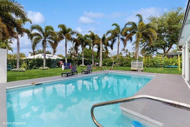 Building Photo - 11647 Anhinga Dr