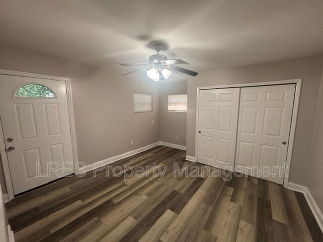 Building Photo - 314 Nanette Dr