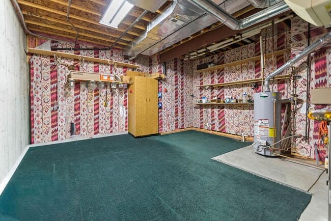 Building Photo - 3957 Valley Oak Dr