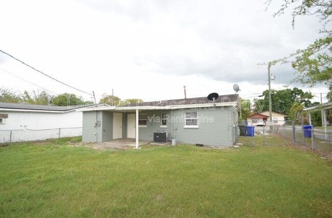 Building Photo - 1213 W Patterson St
