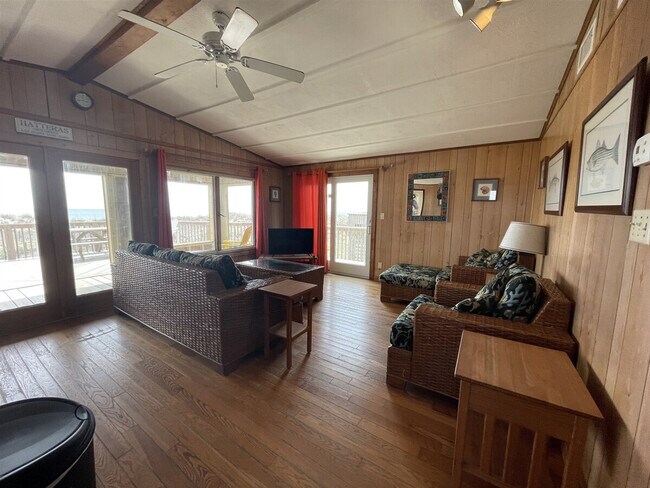 Building Photo - 57144 Lighthouse Rd