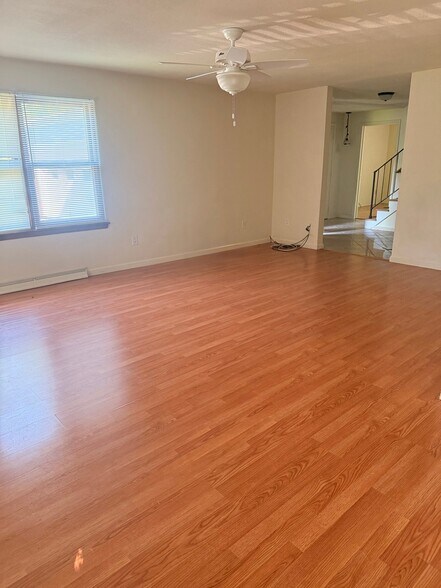 Building Photo - 323 Matilda Ave