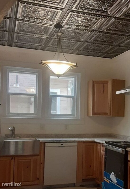 Building Photo - 5 br, 1.5 bath House - 1280 4th Street NE