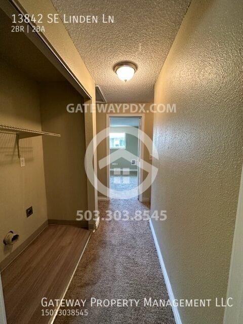 Building Photo - 13842 SE Linden Ln