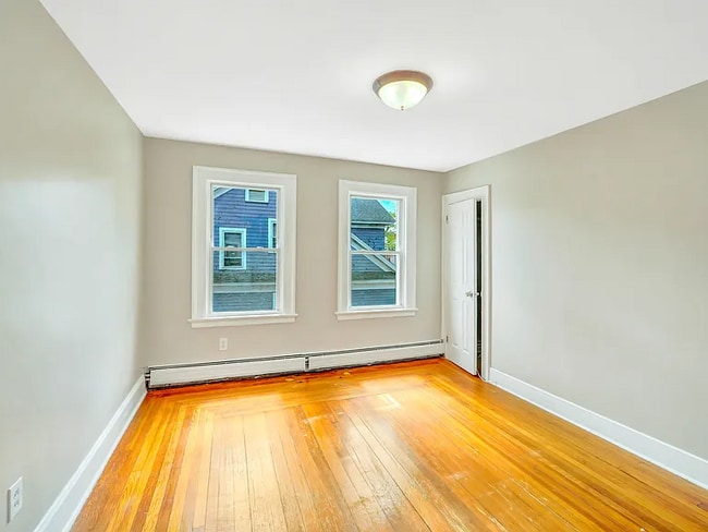 Building Photo - Charming 3-bedroom rental home in Waterbury