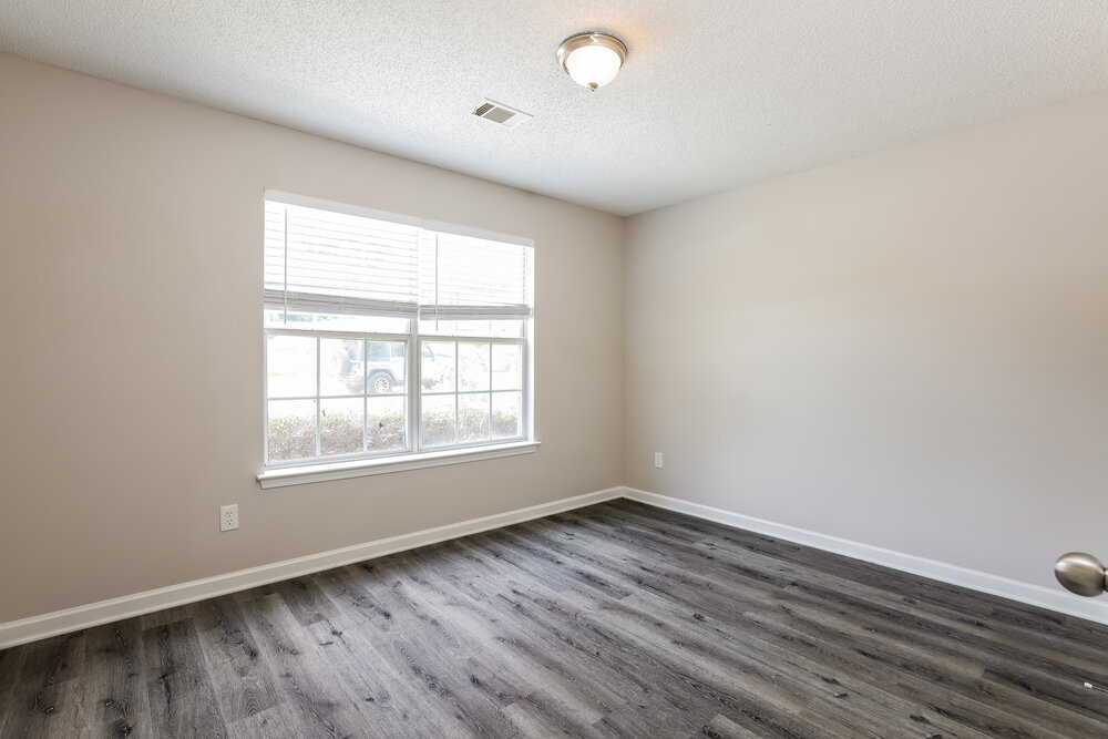 Building Photo - 1310 Waterton Trail