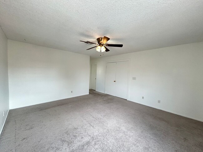 Building Photo - No HOA! 4 Bedroom 2.5 Bath with Pool!