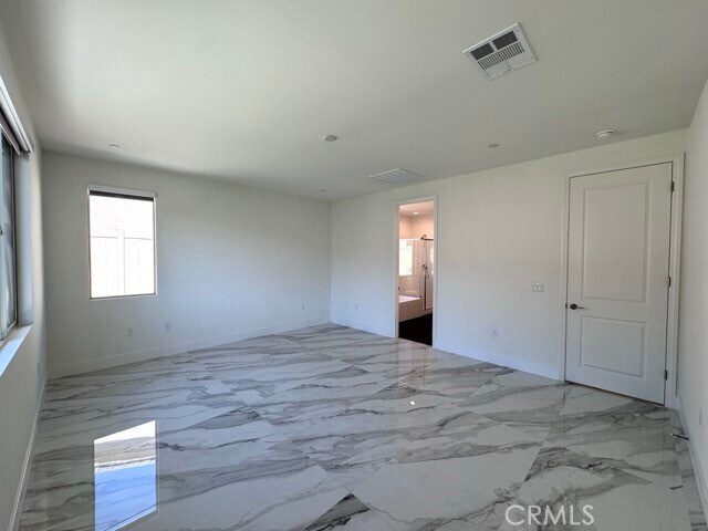 Building Photo - 25061 River Peak Dr