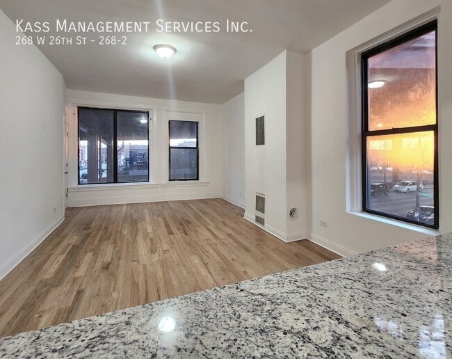 Building Photo - 268 W 26th St