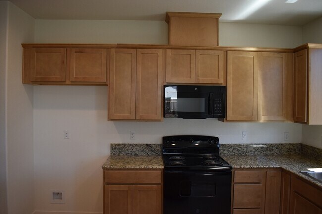 Building Photo - 4851 Mari Cruz Ln