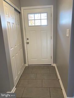 Building Photo - 704 Kings Ln