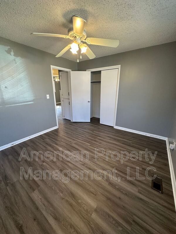 Building Photo - 2014 E 49th St N