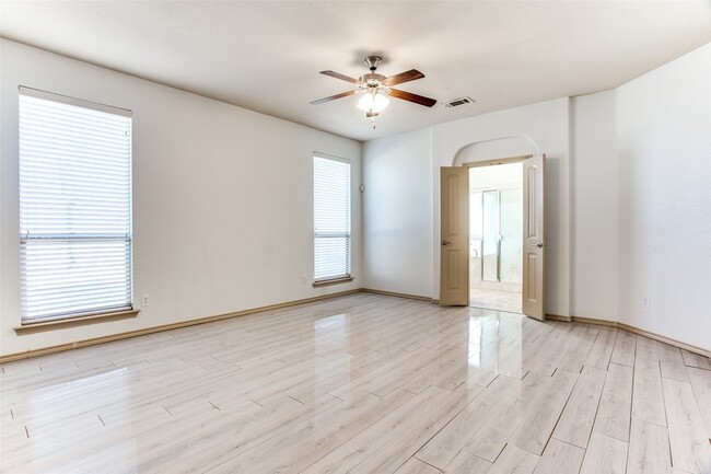 Building Photo - 6612 Friendsway Dr