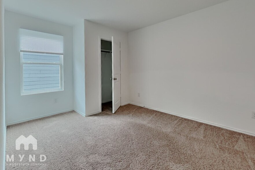 Building Photo - 9928 Wye Ml