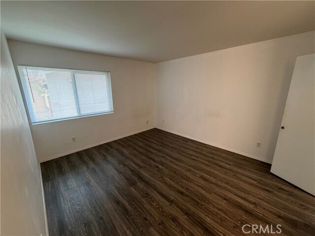 Building Photo - 1101 W Macarthur Blvd