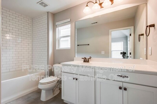 Building Photo - 7629 Veranda Ct