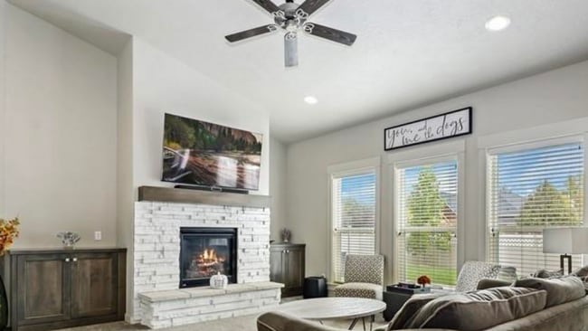 Building Photo - Lesina