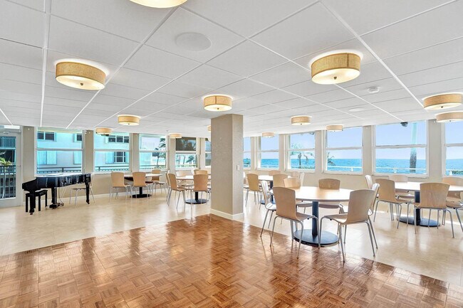 Building Photo - 5200 N Ocean Blvd